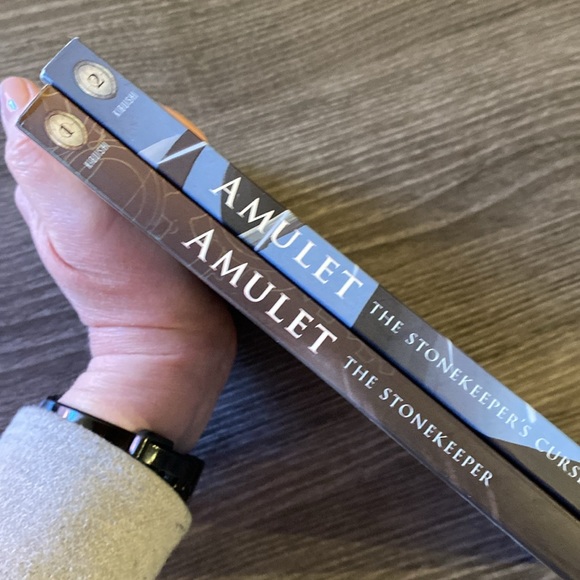 Amulet Series Book Bundle, Vol 1 and 2 - Picture 4 of 7